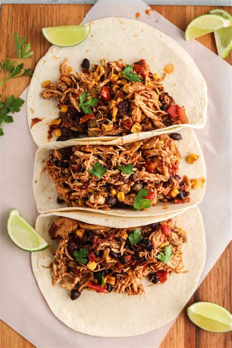 Shredded Chicken Tacos (Crockpot Mexican Chicken) - Easy Chicken Recipes