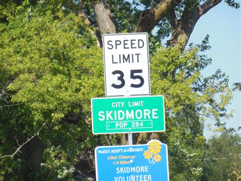 Gassaway's Adventures: A VISIT TO SKIDMORE, MISSOURI