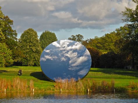 INSPIRATION: Anish Kapoor Sky Mirror 2006