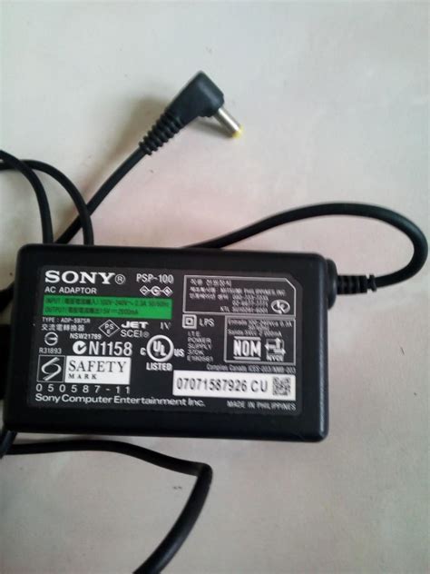 Sony psp original battery charger, Video Gaming, Gaming Accessories ...