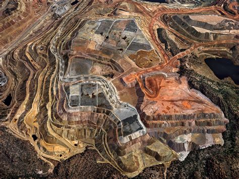 Edward Burtynsky’s Mesmerizing Images of Copper Mines - The New York Times