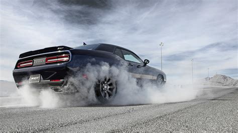 Hellcat Burnout Wallpapers - Wallpaper Cave