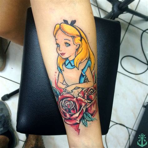 Alice's Adventures in Wonderland / Alice tattoo / watercolor tattoo / rose tattoo / Alicia en el ...