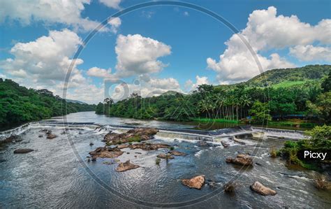 Image of Athirappilly falls, Kerala-HL220435-Picxy