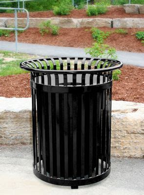 34 Gallon Outdoor Trash Can | Trash can, Outdoor trash cans, Canning