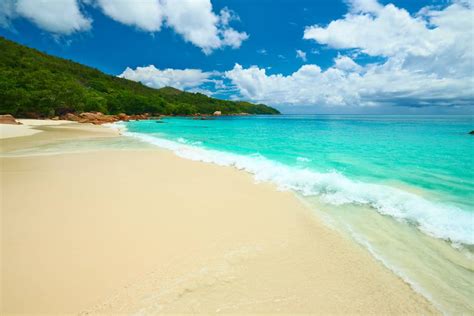 Beach weather forecast for Anse Lazio, Prasilin Island, Seychelles