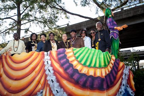 NEW ORLEANS WILL Celebrate Thanksgiving On The Parade Route | New ...