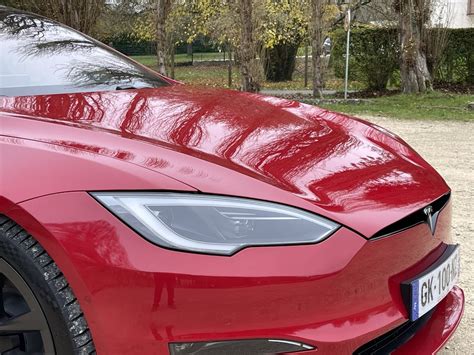 Tesla Model S Plaid (2022) - Les principales caractéristiques techniques