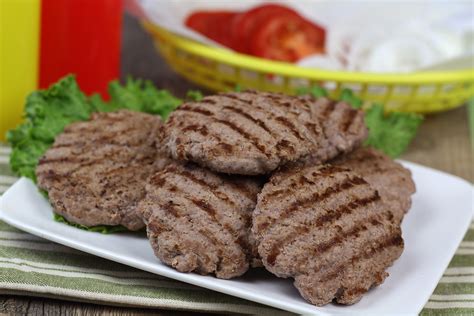 100-Calorie Burger Patties | Hungry Girl