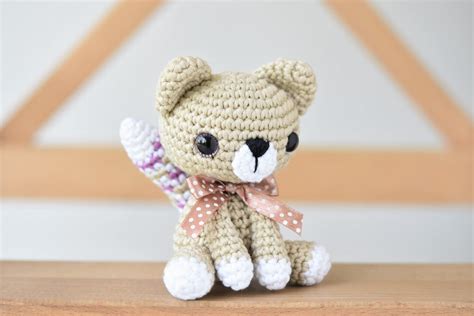 Little amigurumi kitty pattern is now free | lilleliis