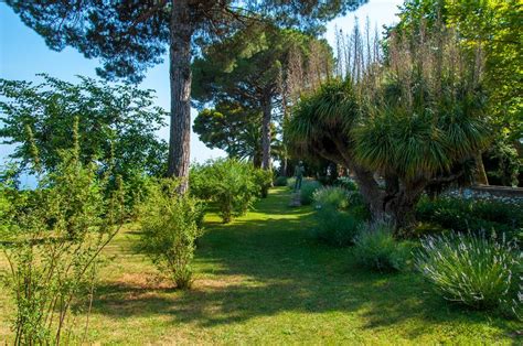 Villa Cimbrone, Ravello - Amalfi Coast, Italy - Visit the gardens