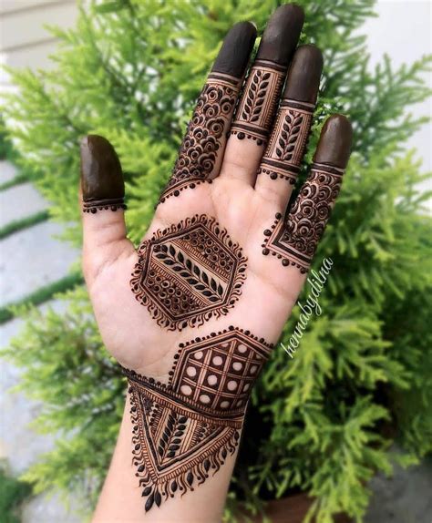 25+ Front Hand Mehndi Design Ideas to Steal your Heart! | Simple mehndi designs, Front mehndi ...