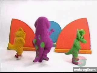 Barney Hip Hop Dancing on Make a GIF