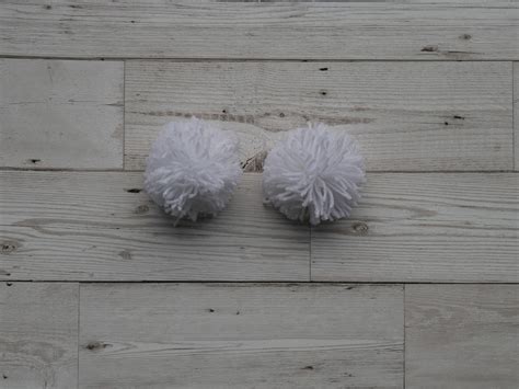 Easy DIY Pom Pom Bunny Tails - Young Wife & Mom