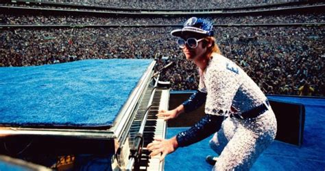 How To Stream Elton John's Final U.S. Concert At Dodger Stadium [Video]