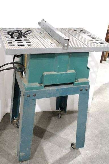 Makita Table Saw Model 2708 - Bunting Online Auctions