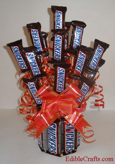 17 Best images about Gift Ideas - Any Occasions on Pinterest | Food gift baskets, Candy bar ...