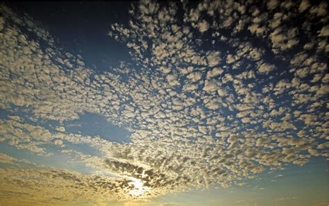 Altocumulus clouds | Altocumulus clouds are generally associ… | Flickr