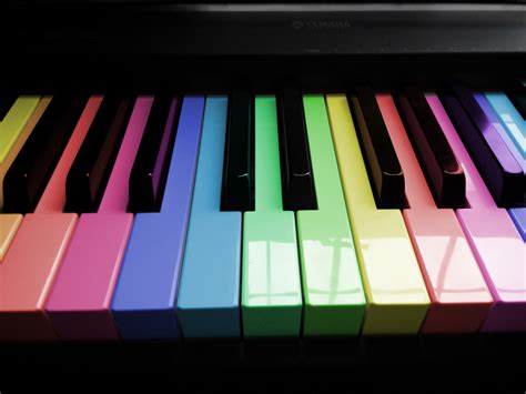 Rainbow piano by JLee182 on DeviantArt