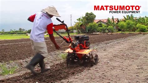 MESIN BAJAK SAWAH / TRAKTOR MINI MATSUMOTO (MTM 800 G) - YouTube