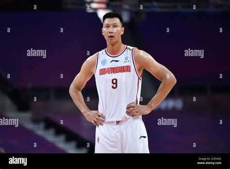 Chinese professional basketball player Yi Jianlian of Guangdong ...