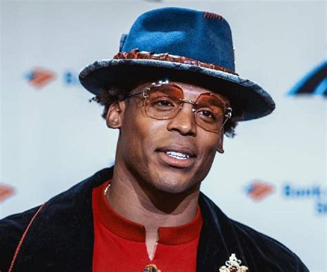 Cam Newton Biography - Facts, Childhood, Family Life & Achievements