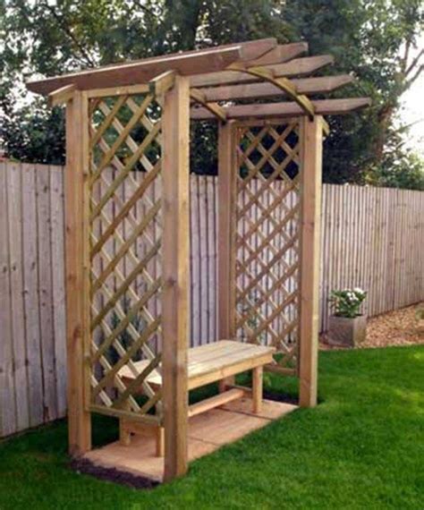 Small Pergola With Lattice Screens And Bench , Small Pergola Designs In ...