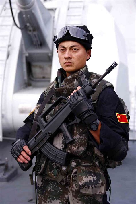 Special Forces member from the Chinese People's Liberation Army Navy [1024 x 1536] • /r ...