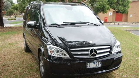 Review - 2013 Mercedes-Benz Viano Review and Road Test