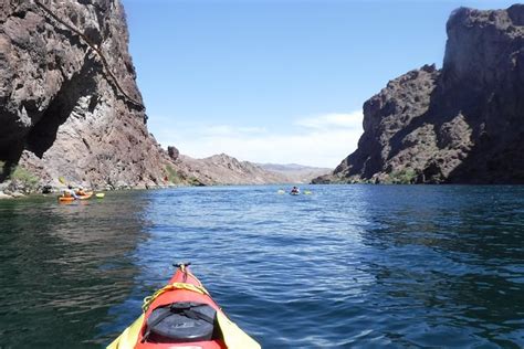 Willow Beach to Emerald Cove Half Day Kayak Trip from Las Vegas