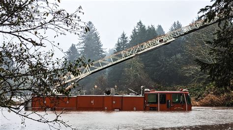 Oregon Flooding: Coast Guard, Other Rescuers Pull 20 People From Flooded Campground; Landslides ...