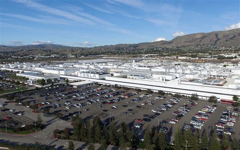 Tesla Fremont Factory: stunning new 360-image shows scale of the plant ...