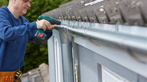 Best Austin Gutter Repair in TX | The Roof Joker