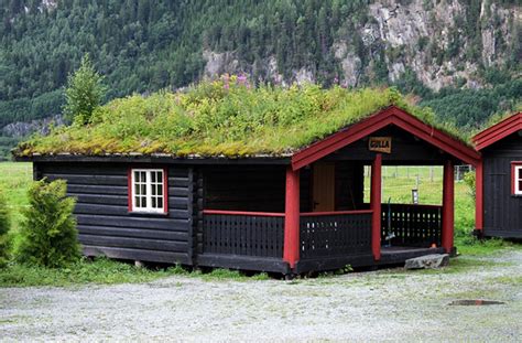 Grass-roofed cabin in Norway : r/MostBeautiful