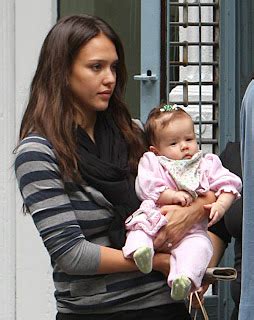 Brighton Beach: Jessica Alba Baby Pictures