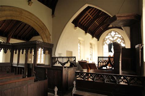 St.Benedict's church interior © Richard Croft cc-by-sa/2.0 :: Geograph Britain and Ireland