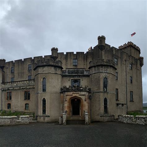 Dunvegan Castle & Gardens - 9 tips