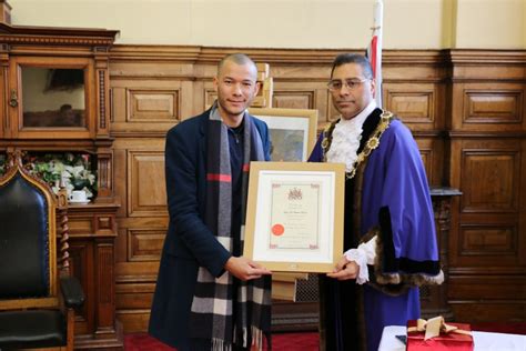 Ceremony to celebrate British citizenship held at Dewsbury Town Hall - Asian Sunday Newspaper