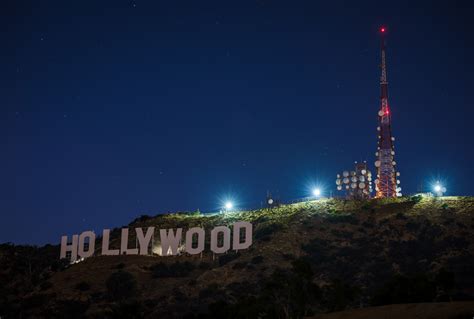 Tips for Hiking to the Hollywood Sign - Travel Caffeine