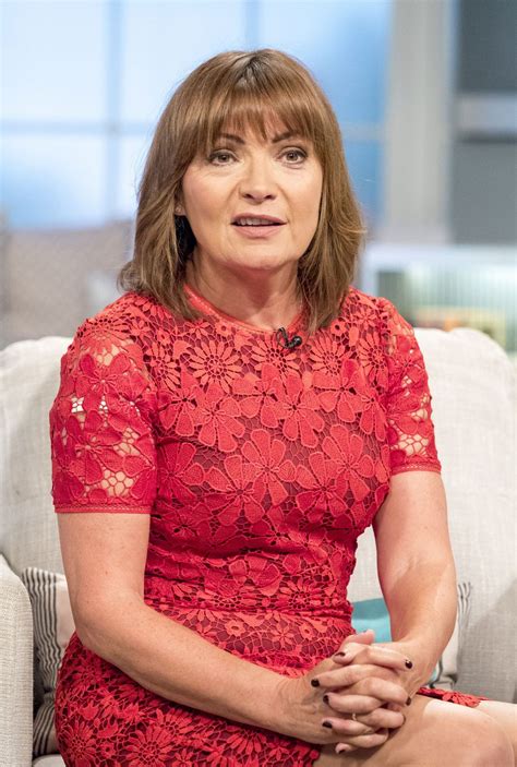 Lorraine Kelly Speaks Out About Addiction To The Painkiller Tramadol | Woman & Home