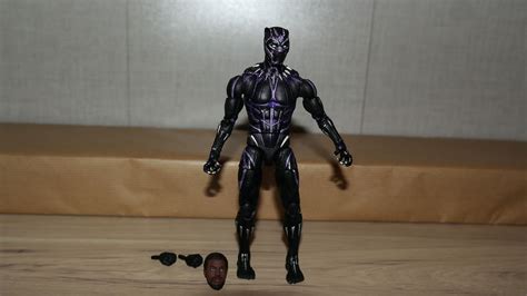 Marvel Legends Review T’Challa Vibranium Suit (Black Panther) 5 | Future of the Force