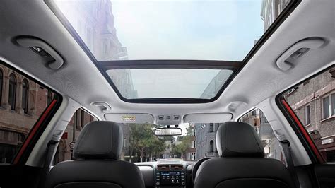 Sunroof Cars in India 2023 - List of Best Sunroof Cars - Spinny