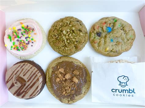 Review: Crumbl Cookies’ flavors of the week – ODYSSEY Media Group