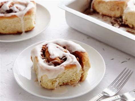 Cinnamon Rolls - Talkalicious