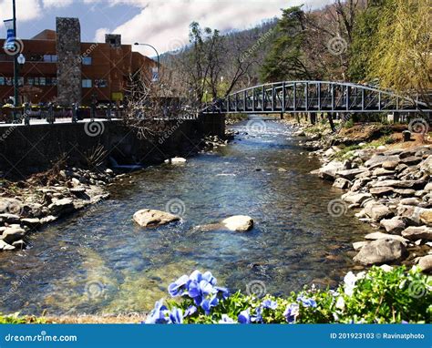 River Flows through the Town of Gatlinburg, TN, USA Stock Image - Image of town, trekking: 201923103