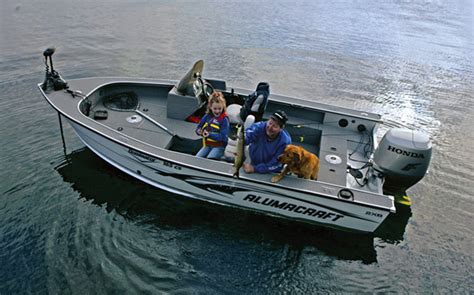 Research Alumacraft Boats Dominator 165 CS Multi-Species Fishing Boat on iboats.com