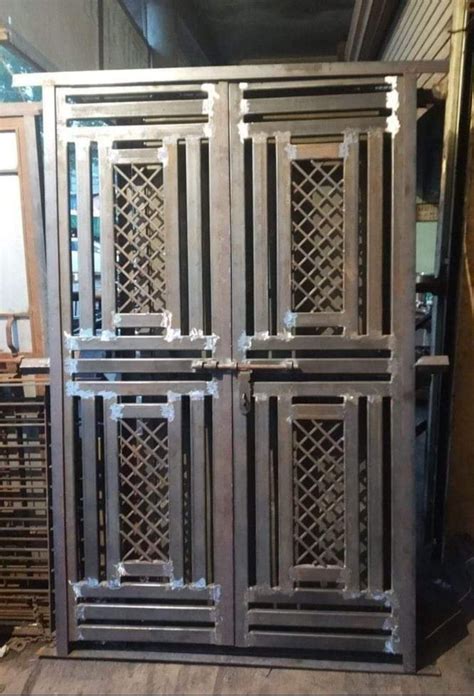 Safety pipe door and 8mm Square Rod Demand Finisheng Gate Wall Design, House Main Gates Design ...