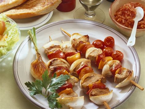 Shashlik-Style Pork and Vegetable Skewers recipe | Eat Smarter USA