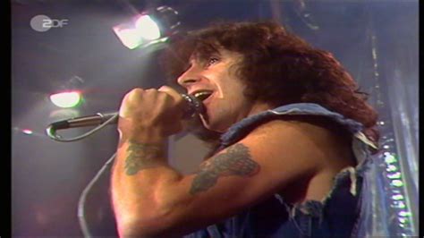 AC/DC Highway To Hell LIVE München Germany '79 HD - YouTube