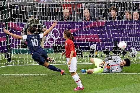 Carli Lloyd's two goals lift U.S. women's soccer team to gold medal over Japan - al.com